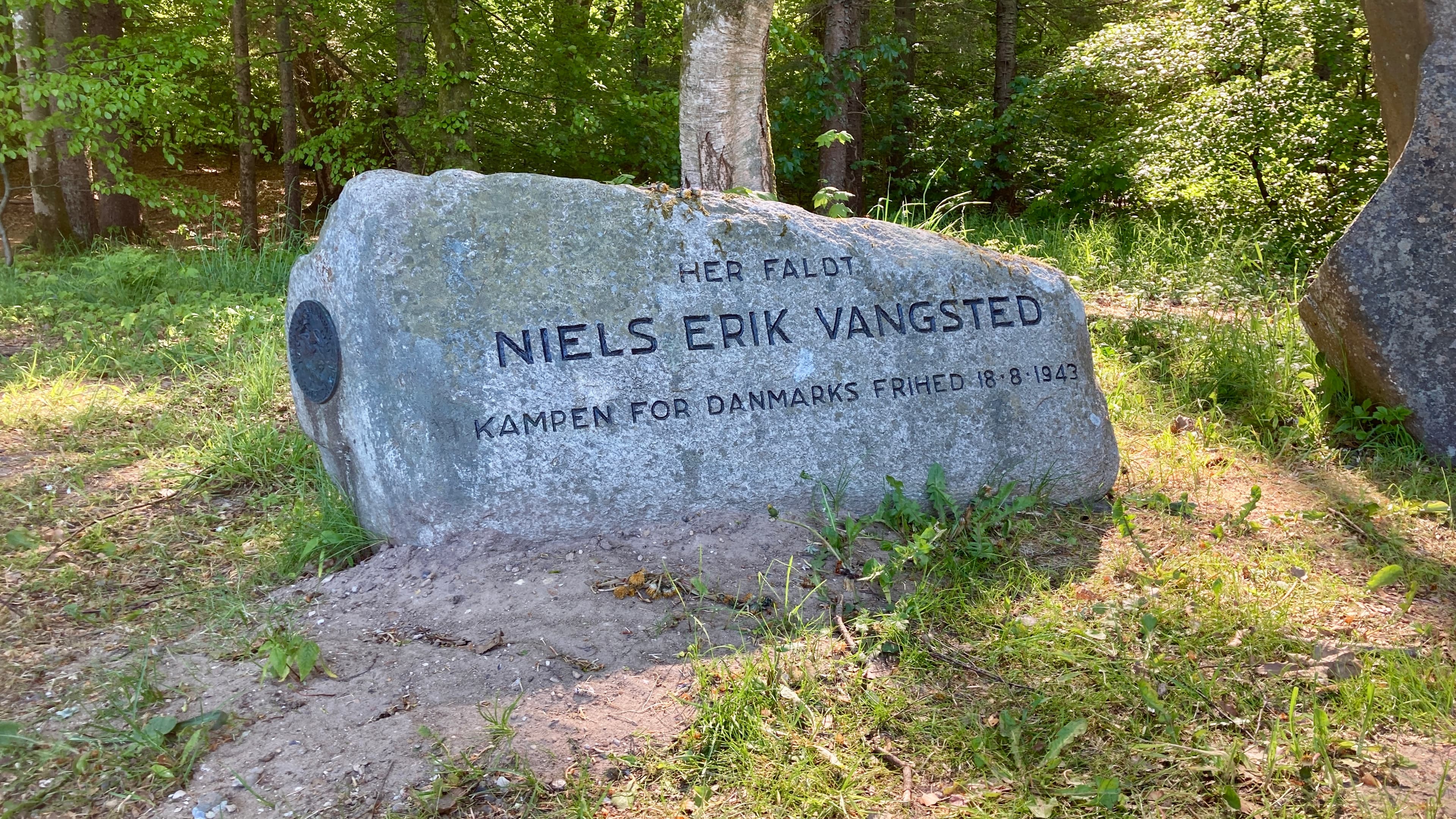 Niels Erik Vangsteds mindesten